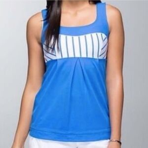 Lululemon Striped Elevate Tank Top Blue White Stripes Drawstring Hem Size 2